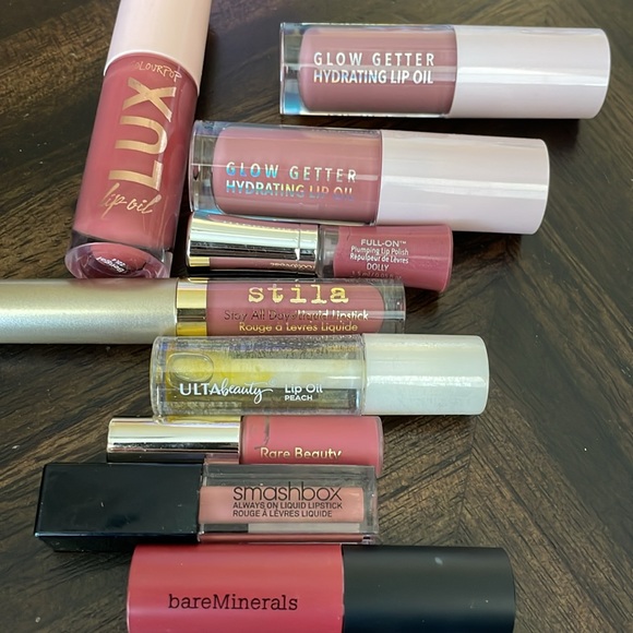 9 lipsticks and lip oil bundle - Picture 2 of 5